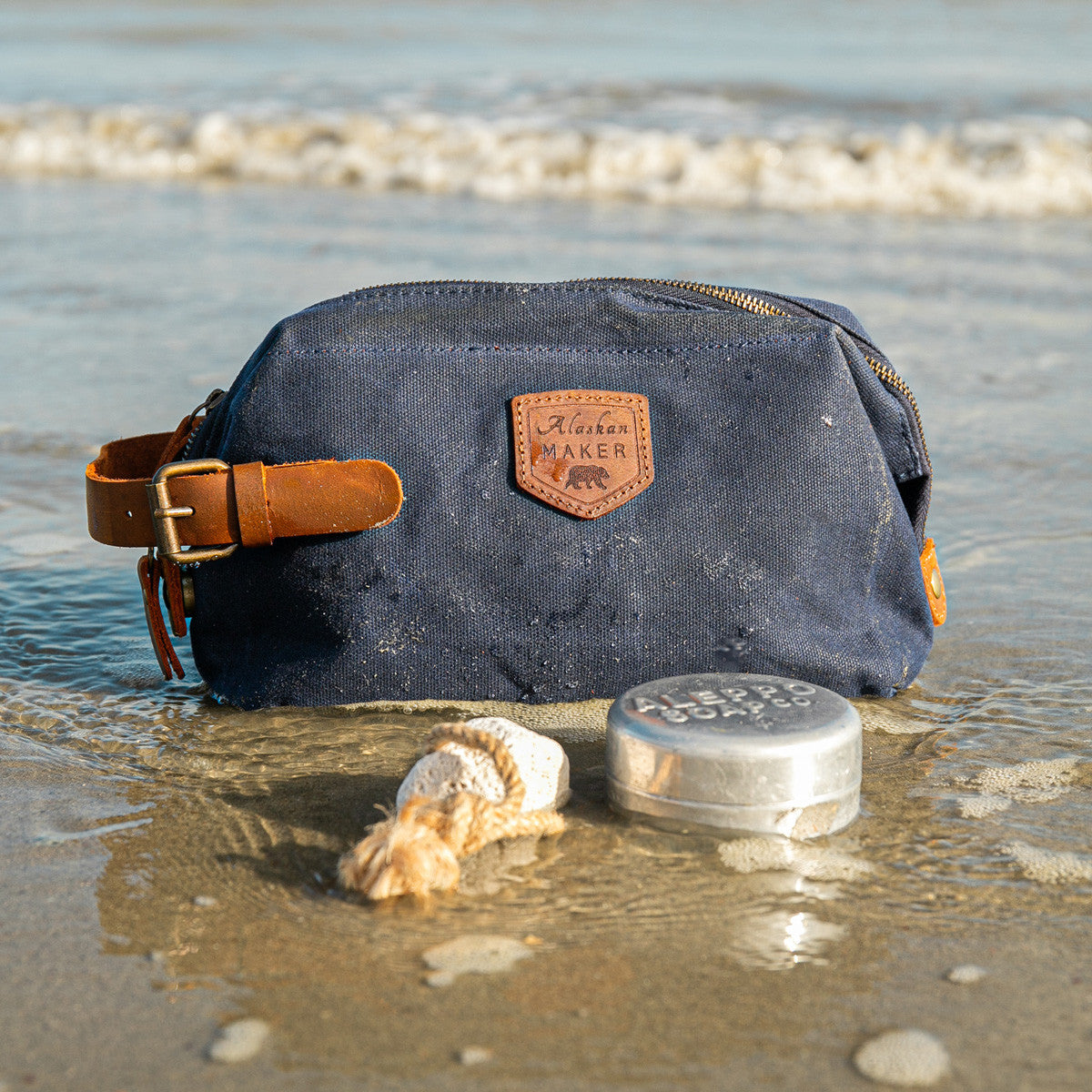 Alaskan Travel Kit Navy Blue